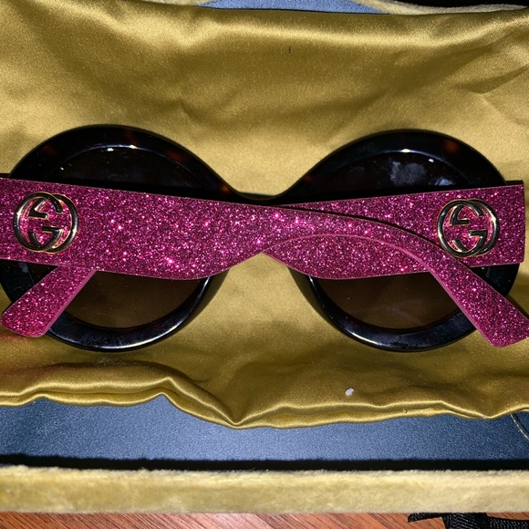 ‼️SOLD‼️💞GUCCI💞 - Picture 3 of 7